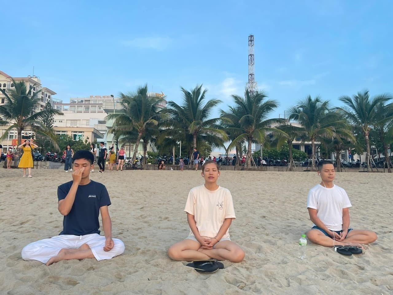 Thực hành hơi thở và thiền trên bãi biển
